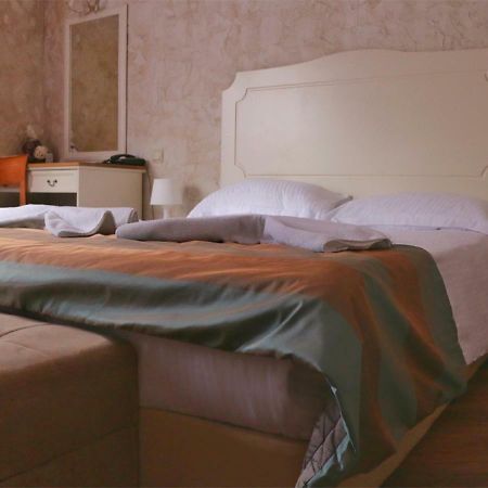 Green Hotel Alexander Palace صوفيا المظهر الخارجي الصورة