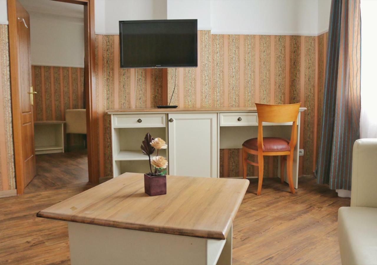 Green Hotel Alexander Palace صوفيا المظهر الخارجي الصورة